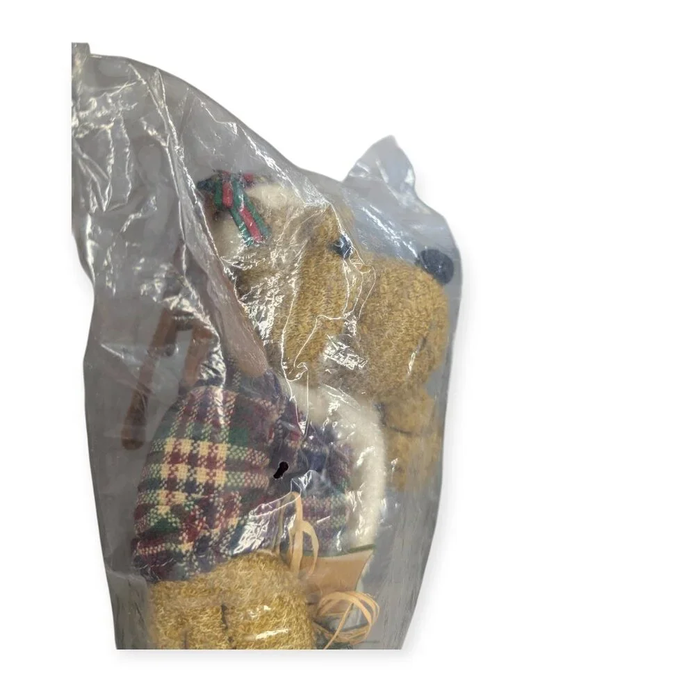 NWT Yule Tidings 14